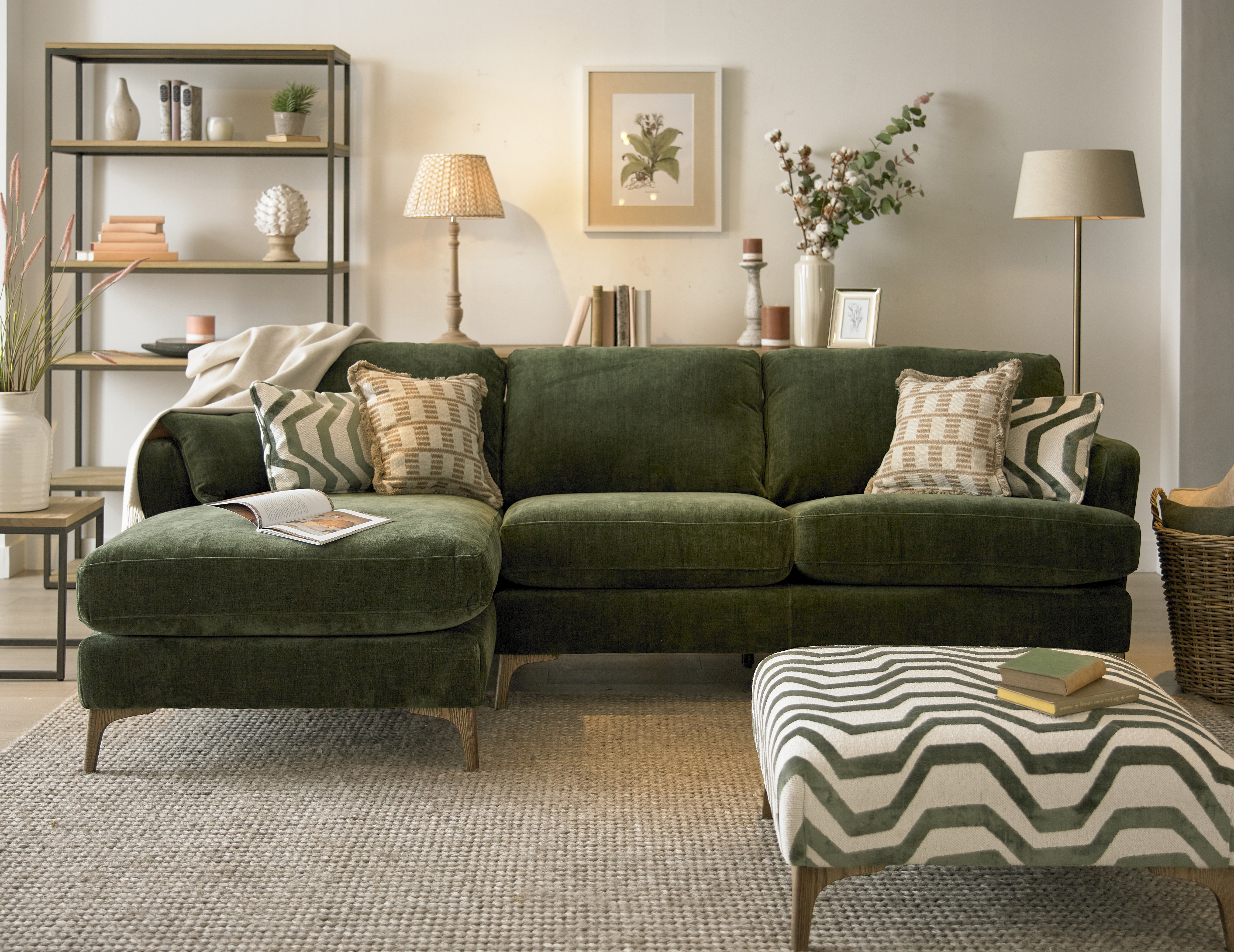 Mojo chaise sofa 